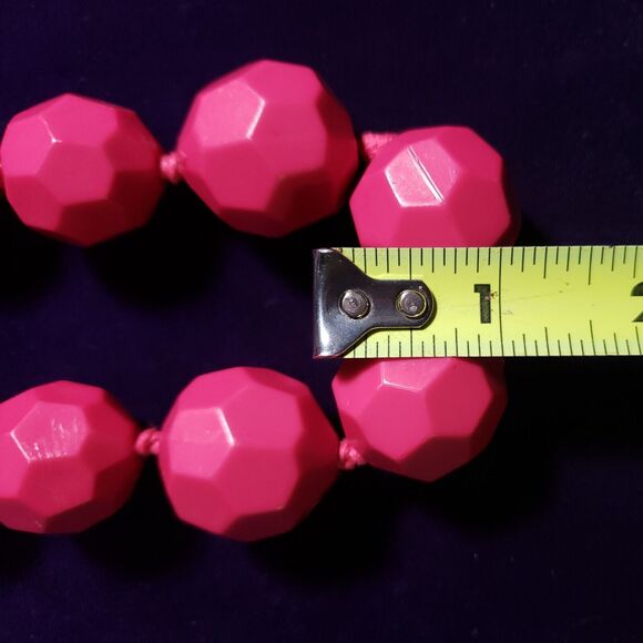 Pink Statement Necklace, Large Chunky Heavy Beads in Graduating Sizes, NWT - Picture 7 of 10